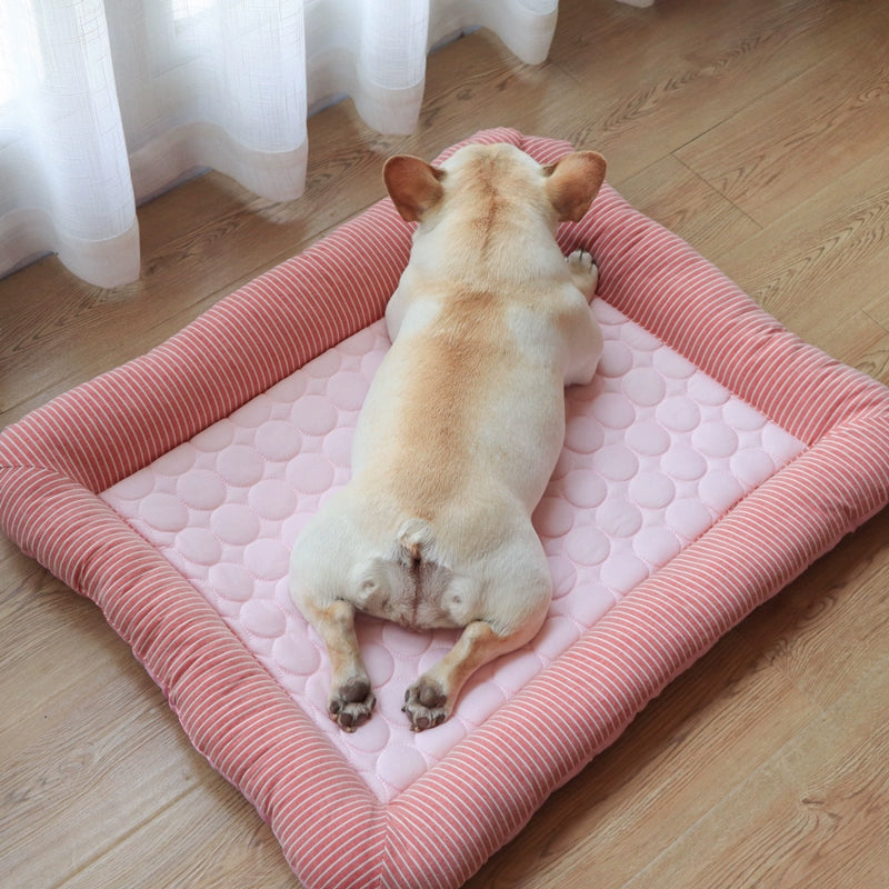 Cooling pet mats for dogs & cats (puppies/kittens): ice silk, breathable, soft summer pads in pink/blue.