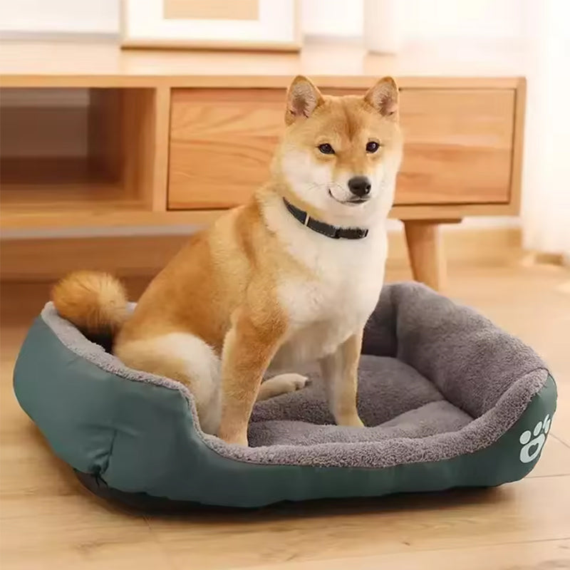 Cama de forro polar suave y acogedora para mascotas